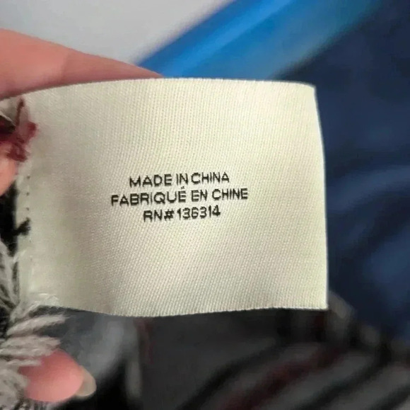 Quagga Plaid Print Poncho With Pockets One Size (EUC) - Picture 4 of 14